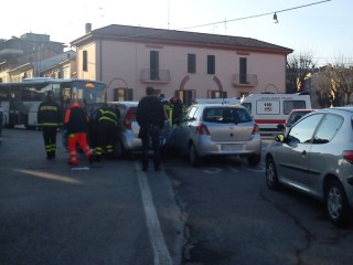 Incidente in via Rossini a Senigallia