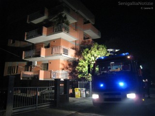 L'appartamento in via Cavalieri di Vittorio Veneto, a Senigallia dove si è sviluppato l'incendio di martedì 23 ottobre