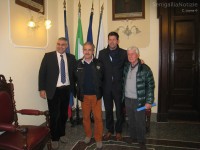 La Giunta saluta il vecchio e il nuovo presidente del Moto Club Senigallia