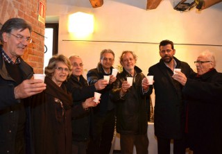 Le autorità presenti all'inaugurazione della mostra “Tracciato infinito della ceramica” alla Galleria Expo-ex (foto di Emilano Pagani)