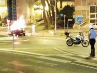 Polizia Municipale interviene a Senigallia per un incendio di un mezzo