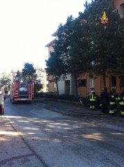 incendio in un palazzo del Vivere Verde di Senigallia