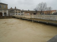 Misa alto su Ponte Garibaldi