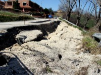 Strada crollata a Roncitelli