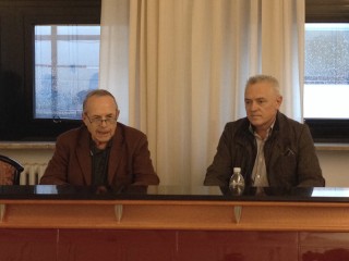 Silvio Pasquini (Giardino degli angeli) e Goffredo Giovanelli (istituto Panzini) presentano la cena di beneficenza per il progetto Planet-Panzini