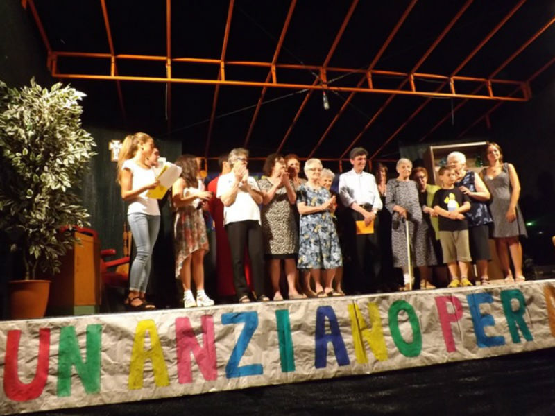 Montignano teatro 'Un Anziano per Amico'