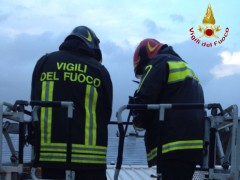 Numerosi interventi da parte dei Vigili del Fuoco contro il maltempo e il vento forte