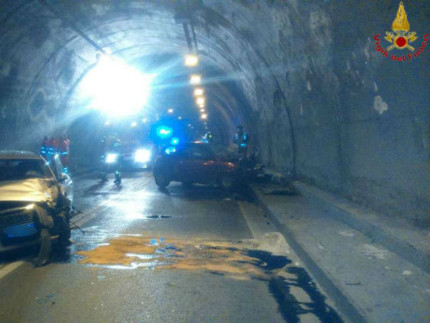 Incidente in galleria sulla S.S. 76 tra Genga e Serra San Quirico