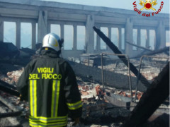 Incendio a Pesaro