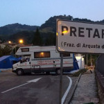 Terremoto del 24 agosto: La Croce Rossa di Senigallia a Pretare, con il proprio camper adibito a segreteria per le attività di soccorso