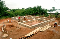 Il progetto "eARThouse 2016", rivolto alla costruzione di un edificio in Ghana, presso il villaggio di Abetenim