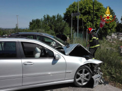 L'incidente su strada del Ferriero a Senigallia: l'intervento dei Vigili del fuoco