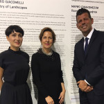 All'inaugurazione della mostra su Mario Giacomelli erano presenti Katiuscia Biondi (sx), Olga Strada (centro) e Maurizio Mangialardi (dx)
