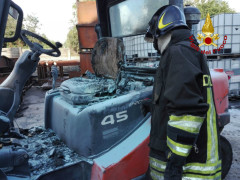 Boato ad Ostra Vetere: esplosione in una ditta della zona