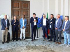 Cinque nuovi defibrillatori in prossimità delle principali piazze di Senigallia