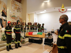 Funerale solenne per il vigile del fuoco Cristiano Lucidi