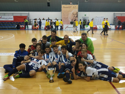 1° titolo Regionale Under 15 di Calcio a 5 dai ragazzi dell’ASD Senigallia Calcio