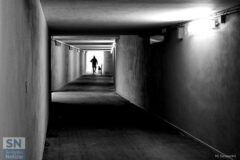 Il passaggio per il centro storico di Senigallia - Nel tunnel - Foto di Mauro Gasparini