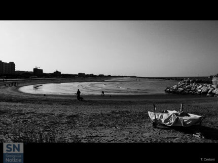 La spiaggia di Senigallia -Equinozio di Marzo, 20/03/2022, 16:33 - Foto di Tommaso Cerioni
