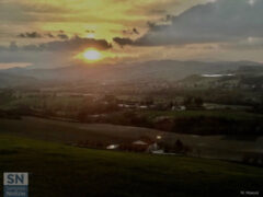 Nuvole al tramonto nella valle del Cesano - Foto di Marcello Moroni