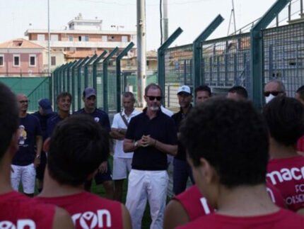 Il presidente Federiconi a colloquio con i ragazzi della Vigor Senigallia