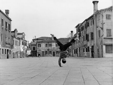 Piazza Grande a Burano - Piergiorgio Branzi