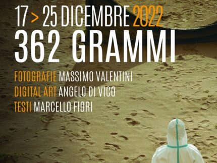 Locandina della mostra fotografica "362 grammi"