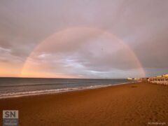 L'arcobaleno abbraccia il mare - Foto Marianna Martinenghi