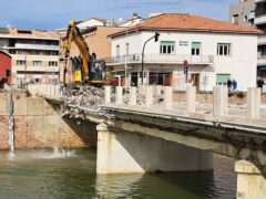 Abbattimento ponte Garibaldi