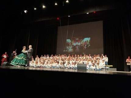 Concerto di Natale del coro della scuola Pascoli