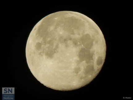 La Luna di fine anno - Foto Rossano Morici