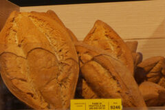Pane alla panetteria del Sì con Te Superstore Strada Sant’Angelo di Senigallia