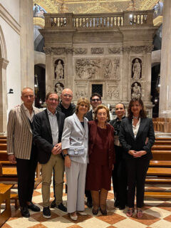 FOI 2024 nella Basilica Pontificia della Santa Casa di Loreto - Organista Giuseppe Monari, direttore Lorenzo Chiacchiera, Eliana Lulani, Federica Iannella e famiglia Clementoni, con la figlia di Arturo, la signora Rita