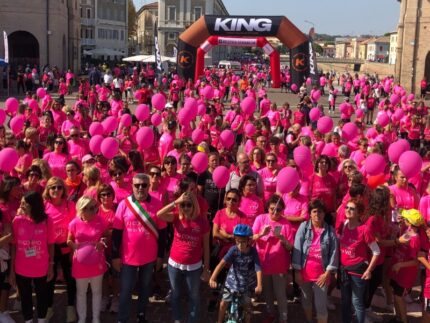 Passeggiata in rosa per la vita