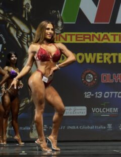 Giulia Fuligna ai campionati nazionali di bodybuilding NBFI