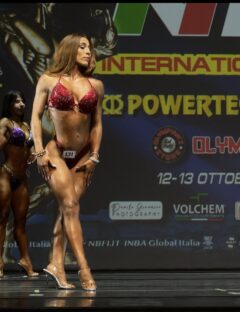 Giulia Fuligna ai campionati nazionali di bodybuilding NBFI