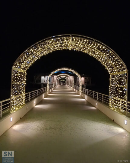 La Rotonda a Natale... - Foto Daniele De Nigris