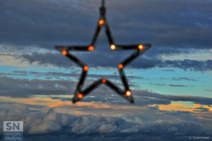 Una stella per Natale - Foto Claudio Cremonesi