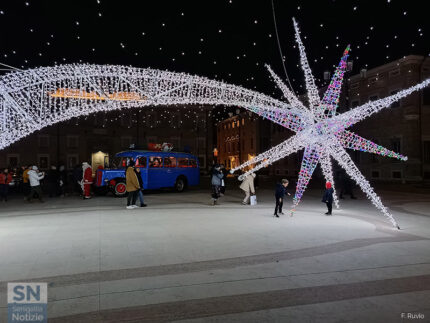 Natale sotto una buona stella... - Foto Fedele Ruvio