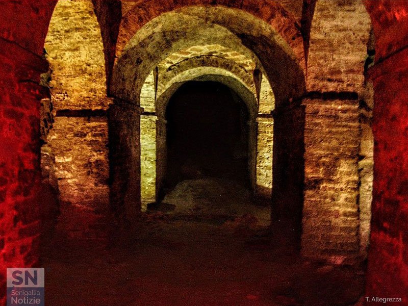 12/08/2023 - Le grotte di Castel Colonna