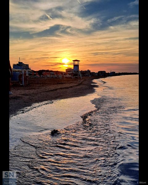 30/09/2024 - Tramonto in riva al mare