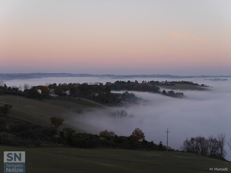 30/12/2015 - Un mare di nebbia sulla Valmisa