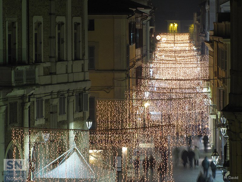 31/12/2015 - Un mare di Natale a Senigallia