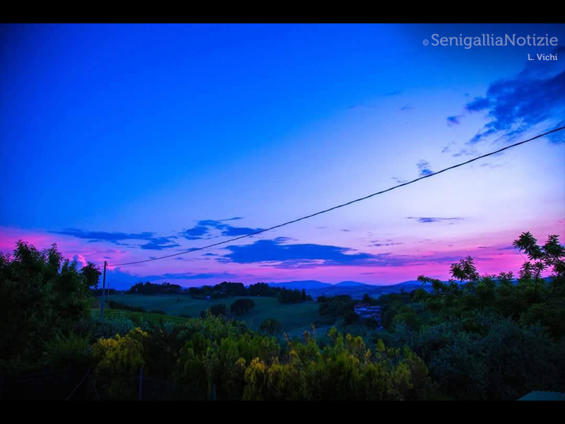 10/06/2015 - Il cielo si tinge di rosa