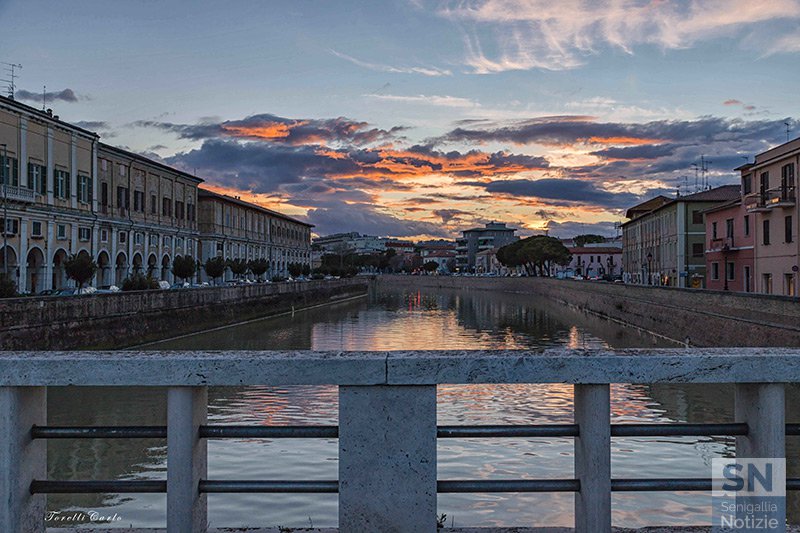 25/03/2018 - Tramonto marzolino sul fiume Misa