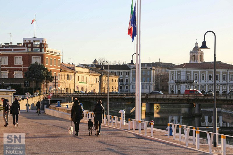 02/03/2019 - Passeggiando