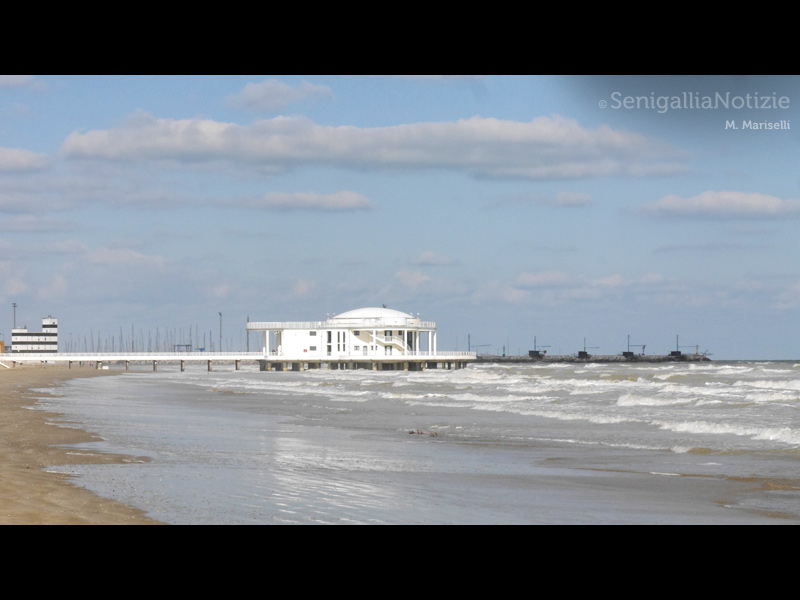 09/11/2014 - La rotonda a mare di Senigallia