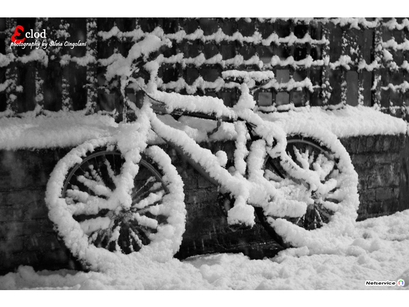 30/12/2010 - Bici innevata a Senigallia